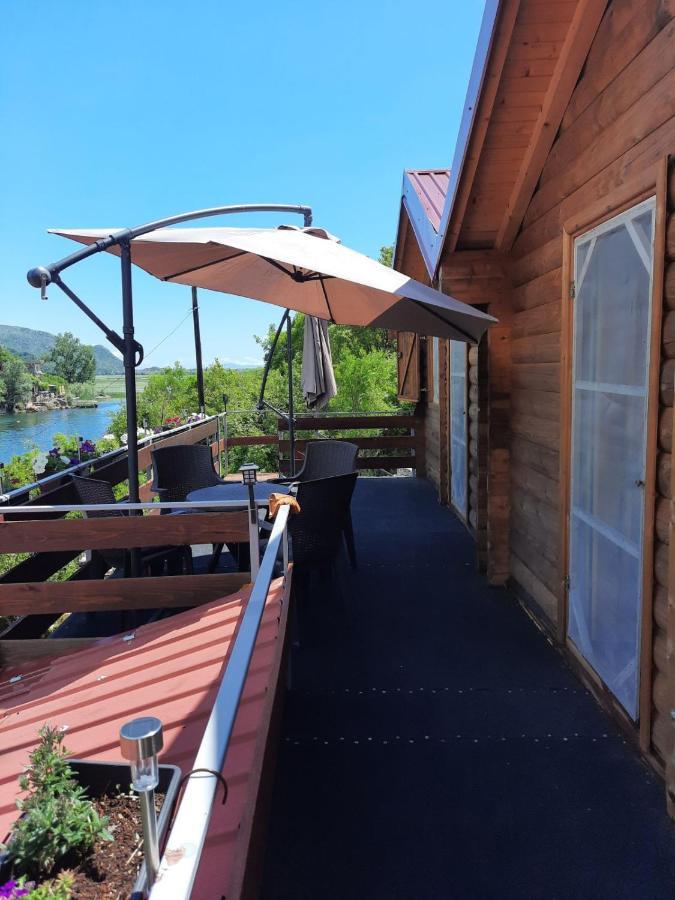 Mali Raj Apartmani Cetinje Luaran gambar