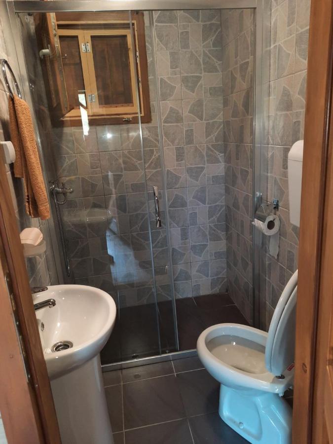 Mali Raj Apartmani Cetinje Luaran gambar