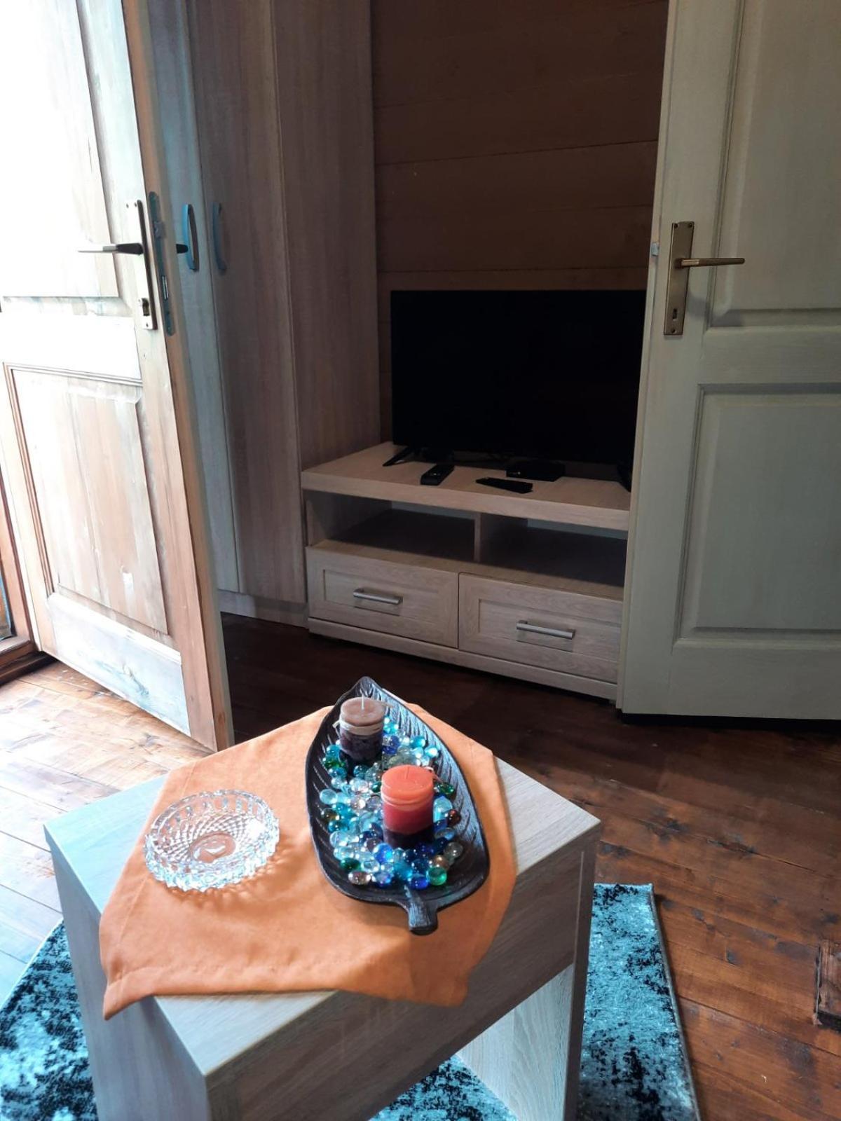 Mali Raj Apartmani Cetinje Luaran gambar