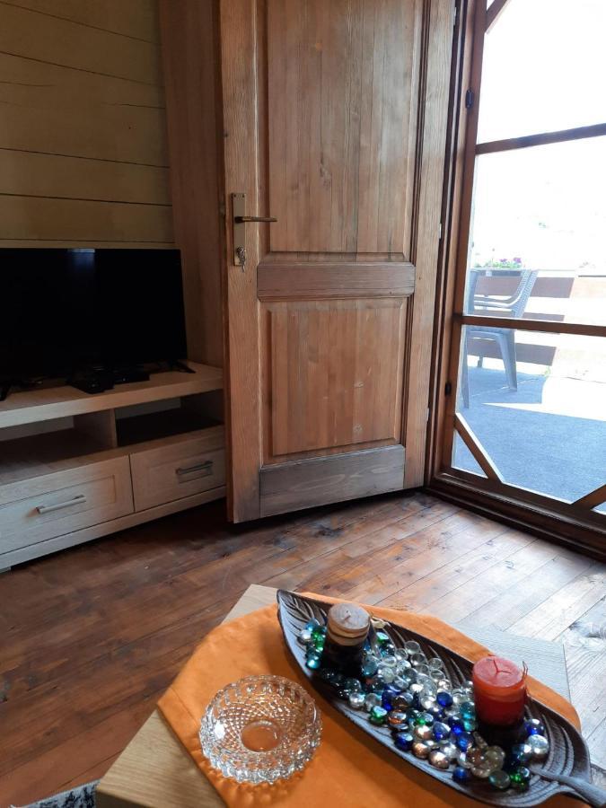 Mali Raj Apartmani Cetinje Luaran gambar